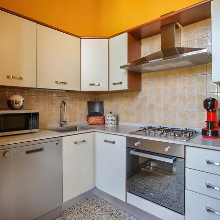 Augusta Apartment Lucca